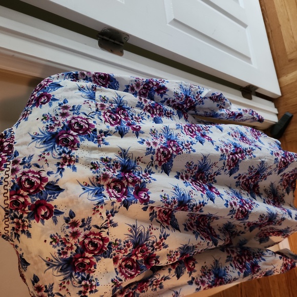 Blue Embroidered Blouse - Picture 3 of 3